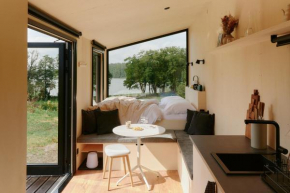 Raus Tiny House am See mit Sauna und Whirlpool